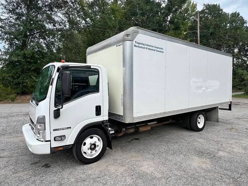 2024 Isuzu NPR HD